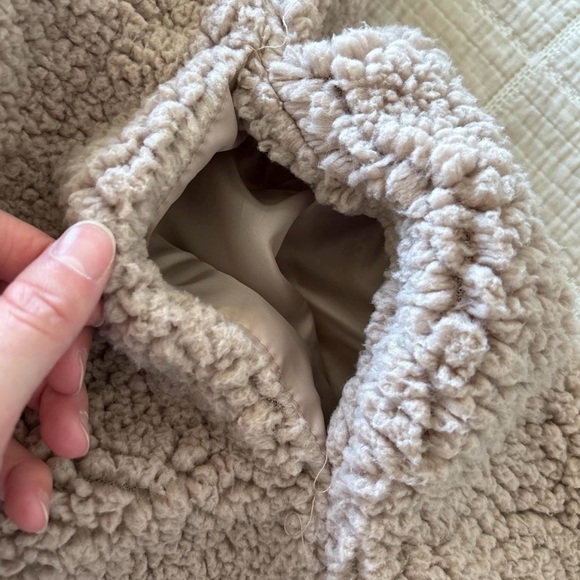 {Nine West} Sherpa Quarter Zip Oversized Sweater with Pockets - Picture 4 of 5